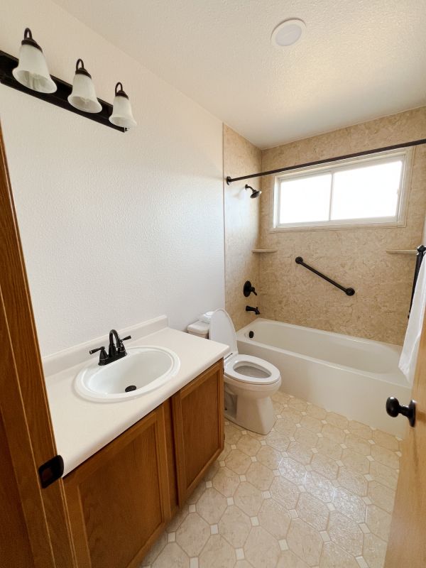 Bathroom Makeover Service in Dickinson, TX